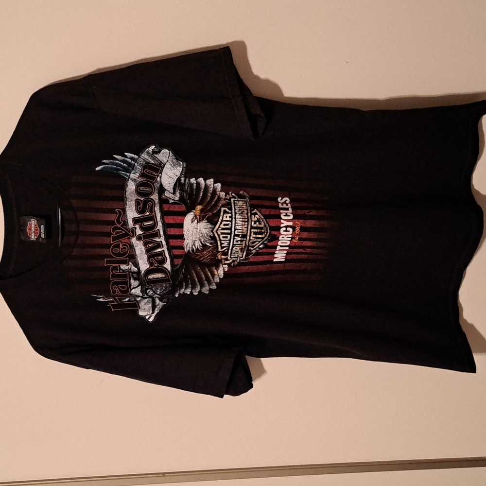 Harley-Davidson Black and Red Eagle T-Shirt.  Size XL - Picture 3 of 6